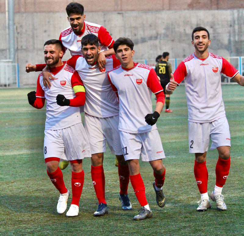 گزارش تصویری دیدار امید فولاد ویژن - امید پرسپولیس - 3 دی 1400